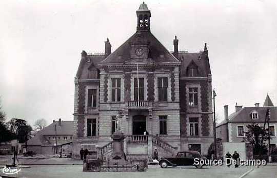 50 Periers La Mairie.jpg